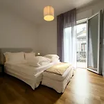 Welc-om Sant'eufemia Apartment *